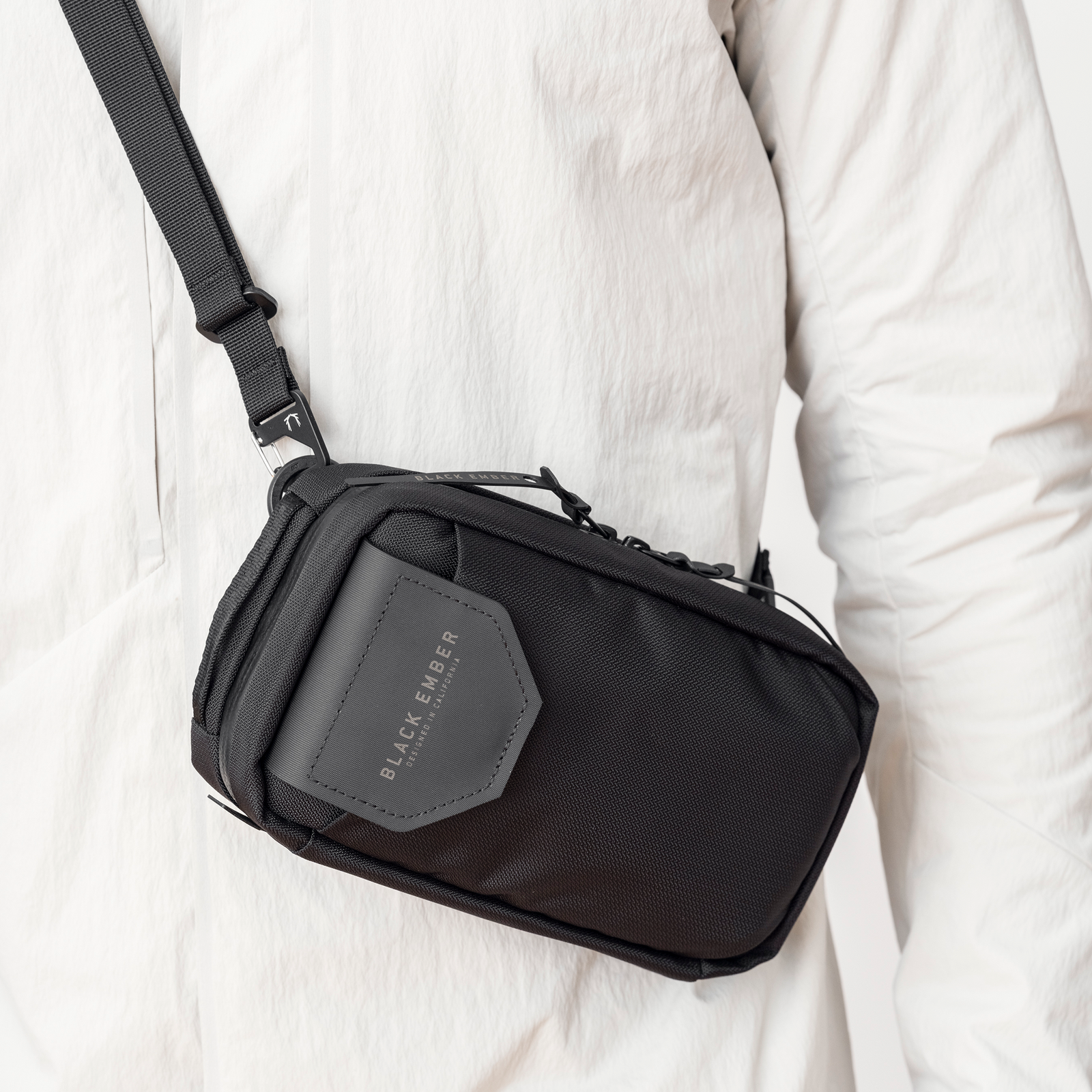 No.7226001 TKX – BLACK EMBER