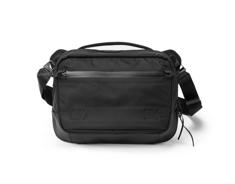 バッグ BLACK EMBER NO,7223013 GRIP SLING No,7223013 GRIP SLING – BLACK EMBER